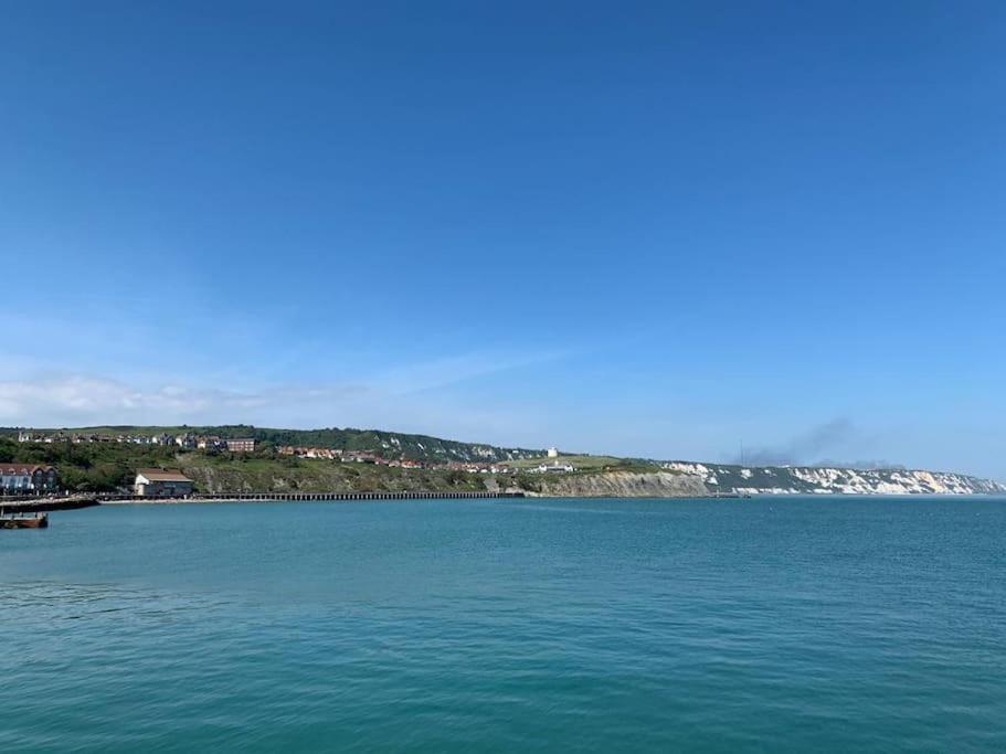 4 Bed Home 3 Mins From Harbour + Sandy Beach 福克斯通 外观 照片