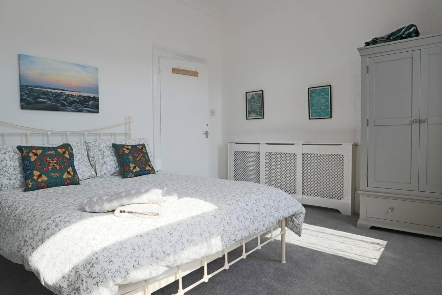 4 Bed Home 3 Mins From Harbour + Sandy Beach 福克斯通 外观 照片