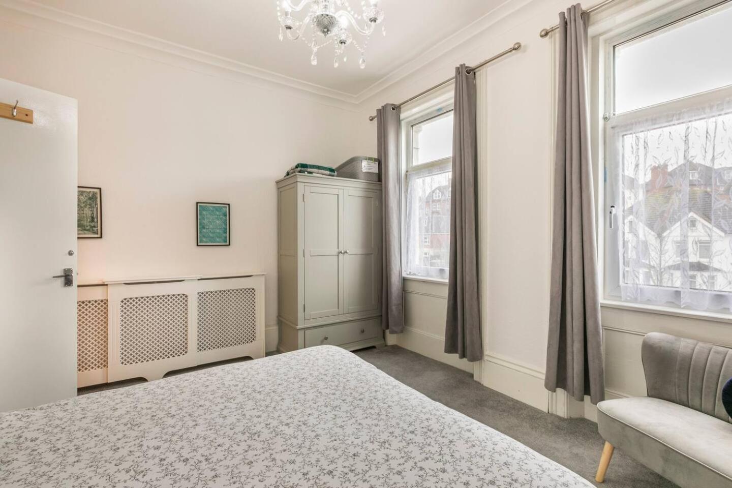 4 Bed Home 3 Mins From Harbour + Sandy Beach 福克斯通 外观 照片