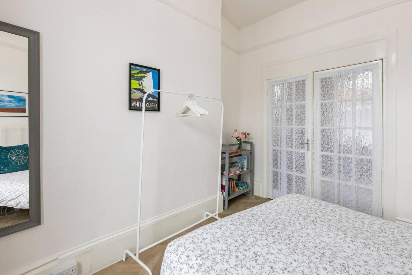 4 Bed Home 3 Mins From Harbour + Sandy Beach 福克斯通 外观 照片